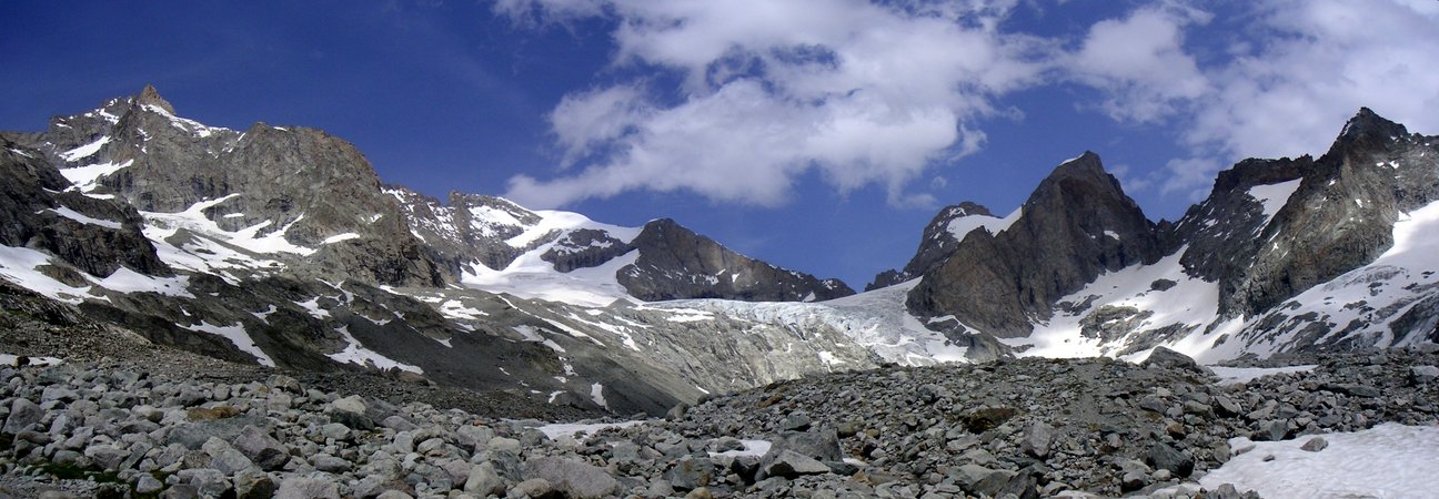 Glacier de la Selle avec le Rateau, vus depuis le refuge