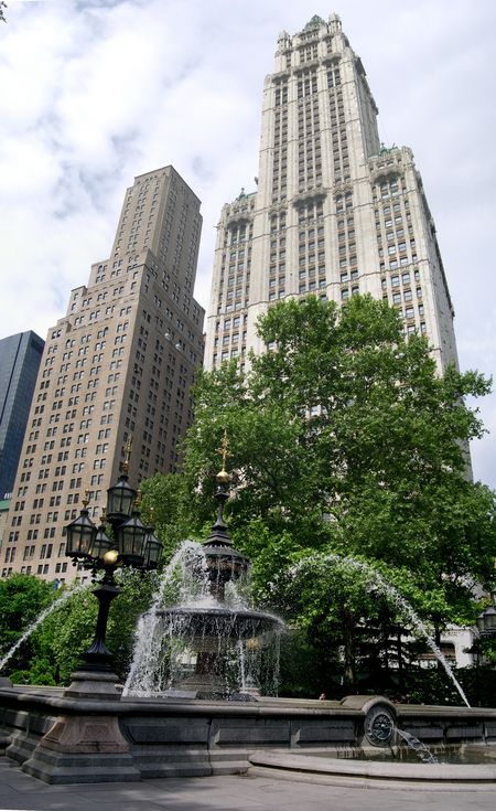 Woolworth building (1909)